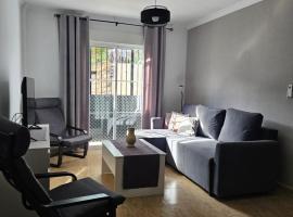 Apartamento en Salobreña Cubes, hotel di Salobrena