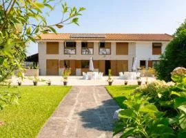 Aldeia da Graça Casas com piscina em Guimarães