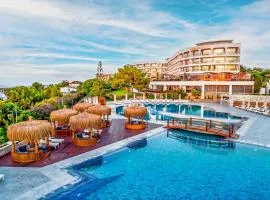 Black Jack Apartment by HolidayKeys