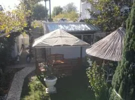 2 Floor Beach House Perfect for large groups