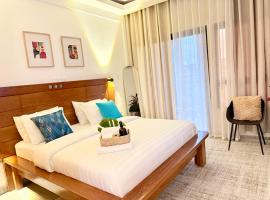 Julianah appart, hotel com estacionamento em Douala