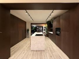 High Tree - Macclesfield - Near AZ, Rail & Peaks, hotel in Macclesfield