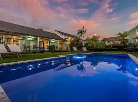 Ash Grove Boutique Motel