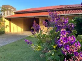 Casa na praia do Quilombo em Penha a 200 metros do mar