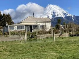 Klipstroom Farmstay Bed and Breakfast - Explore or relax!