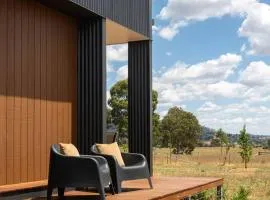 Sevillano Design Led Cottage in Wine Country