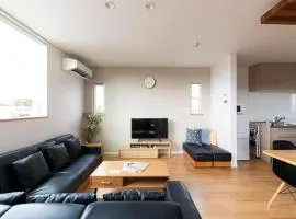 1棟貸し 駐車3台可 自転車レンタル可 嵐山へ続くサイクリングルート沿いの貸し切りヴィラ