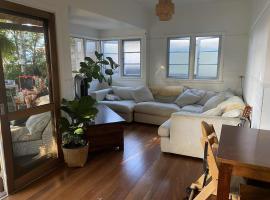 Family Haven in the heart of the Byron hinterland, Hotel in Mullumbimby