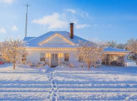 Christmas Getaway Near Bardstown Hot Tub & Outdoor Firepit, hotel v destinaci Springfield