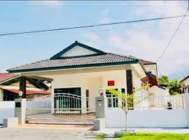 Taiping Nest Homestay 3BR, 7Pax, WiFi, Private Parking, Comfy