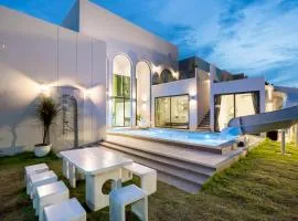 Lucky Pool Villa Cha-am