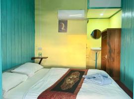 Sompong sunset view guest house, Hostel in Don Det