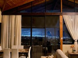 Mountain Retreat with Stunning view at Ube's House, hotel v destinaci Grecia