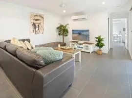 Whitsundays Paradise by the Port