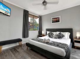 OCEAN VIEWS 16 pool & Spa Wi-FI, ξενοδοχείο σε Airlie Beach