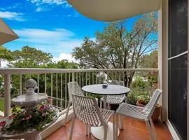 Relaxing Getaway Steps Beach with Pool