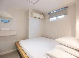 Pipe Hostel Myeongdong