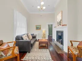 Bassett Cottage in Gawler South with 3 bedrooms and close to city train, shops and tavern