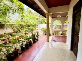 Serenity Home, hotel v destinaci Malalagamaduwa