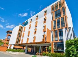 WE Terminal Hotel, hotel near Chiang Mai International Airport - CNX, Chiang Mai