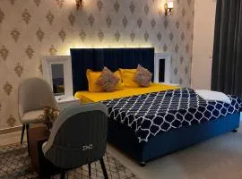 ZOOMSTAY, Gomti Nagar Extension, Near Palassio Mall & Ekana Stadium, Lucknow