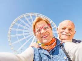 Dog Friendly 6 Berth Caravan At St Osyth Beach Holiday Park In Essex Ref 28078Y