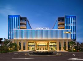Novotel Jinan Airport, hotel with parking in Jinan