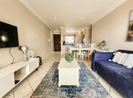 Modern Coastal Apartment in J-Bay