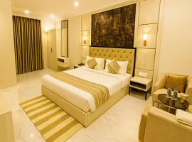 HOTEL APPLE PARK Near Terminal 3 Delhi Airport With- Free Airport Pickup, homestay in New Delhi