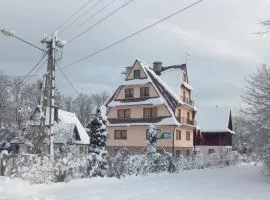 Pod Świerkami Białka Tatrzańska