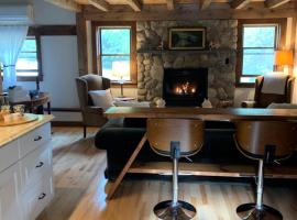 The Colrain Suite, hotel in Colrain