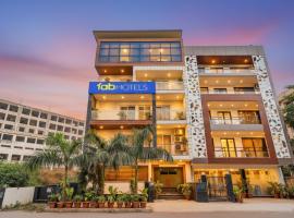 FabHotel The Grace Inn Near Galleria Market & Golf Course Road