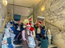 Hôtel Locarno Nice, hotel near Nice Côte d'Azur Airport - NCE, 