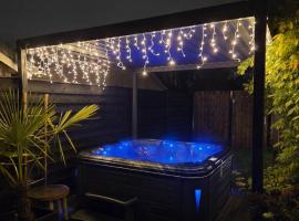 "Huisje op de Veluwe" met privé Jacuzzi en Bar!, ξενοδοχείο με πάρκινγκ στο Ermelo