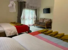 Montane Safaris Hotel FortPortal