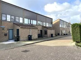 De Vuurtoren, Lijsterstraat 12