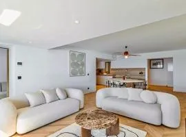 Promenade Chic Apartment Sea & City