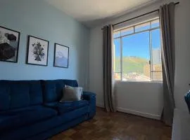 Apt no Centro com ESTACIONAMENTO GRÁTIS