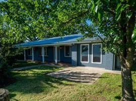 Hillview Farm - Where the Country meets the Sea!