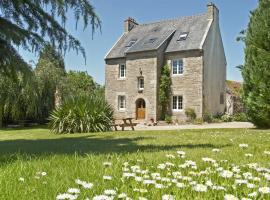 Domaine le Puits de Jeanne, Hotel in Plouégat-Moysan