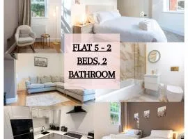 Flat 5 - 2BR Private parking