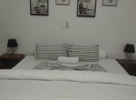 La Villa Moris, meublée et bien située, hotel a Libreville