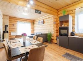 Zrub Polomka, hotel i Brezno