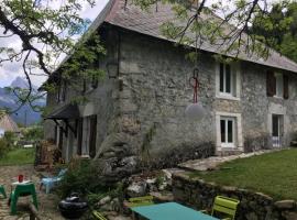 Charmante maison familiale, hotel v destinaci Saint-Pierre-de-Chartreuse