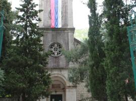 Apartment Katarina, hotel in Risan