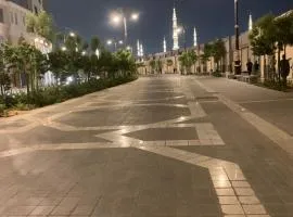 الشقق الأولى السكنية