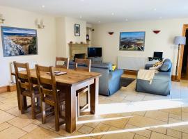 Hollow Brook Cottage Heart of the Peak District, hotelli kohteessa Eyam