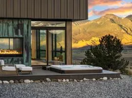 Eagles Wings Luxe Yellowstone Retreat Condé Nast