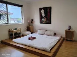 Air conditioned Holiday Dream Castle Youth Hotel