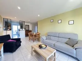 Le Bignon - Wifi, TV, 4 personnes, 1 min à pied du tram